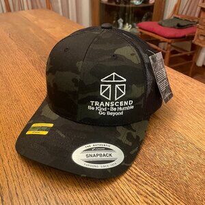 Men's Transcend Health Company  Camouflage Snapback Trucker Hat Cap NWT